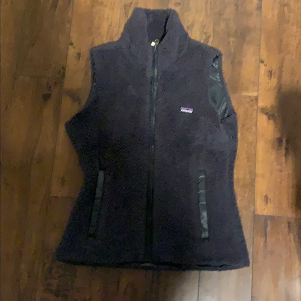 Purple Patagonia vest size small